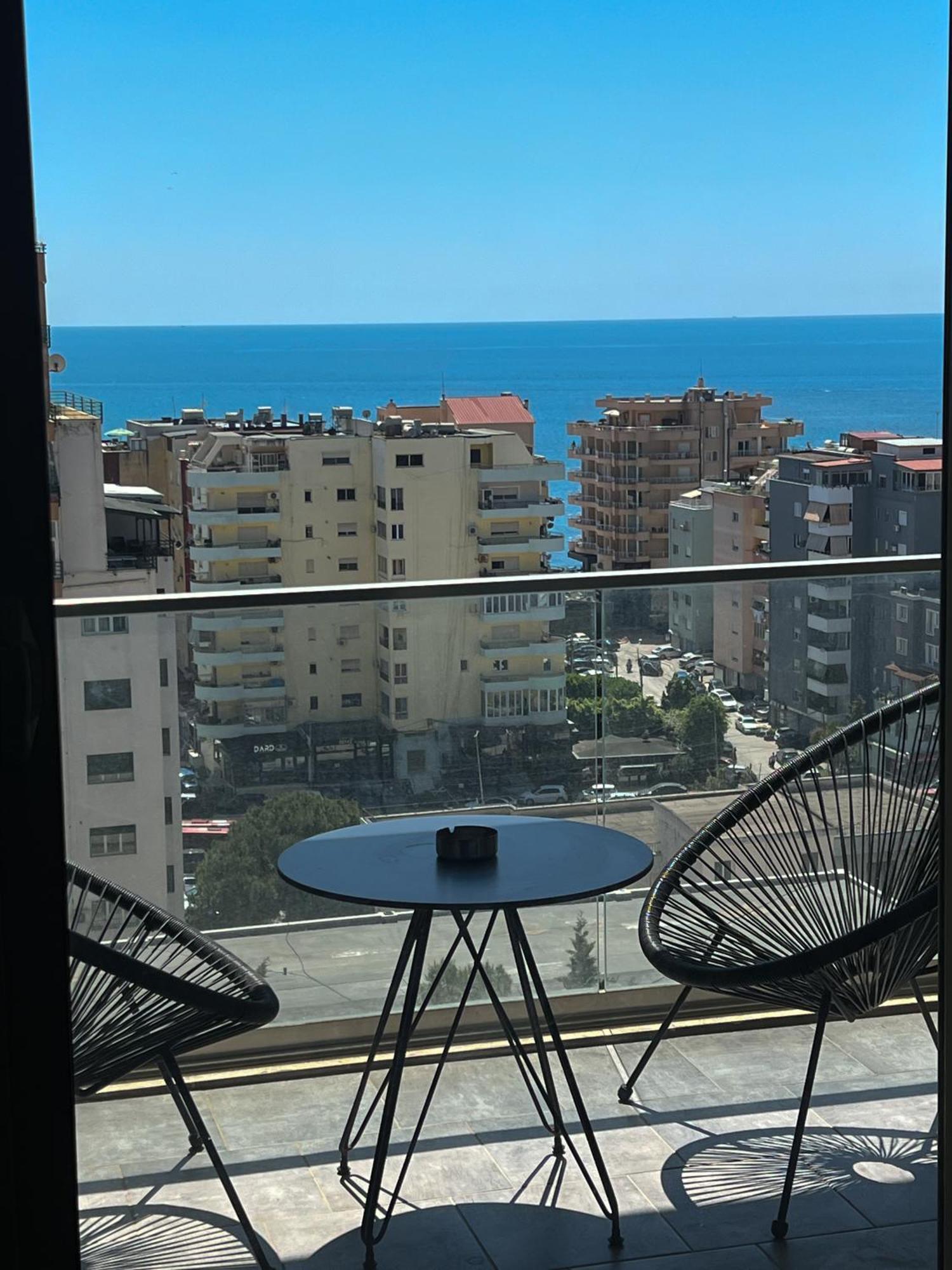 Sea View Apartments Дуррес Екстер'єр фото