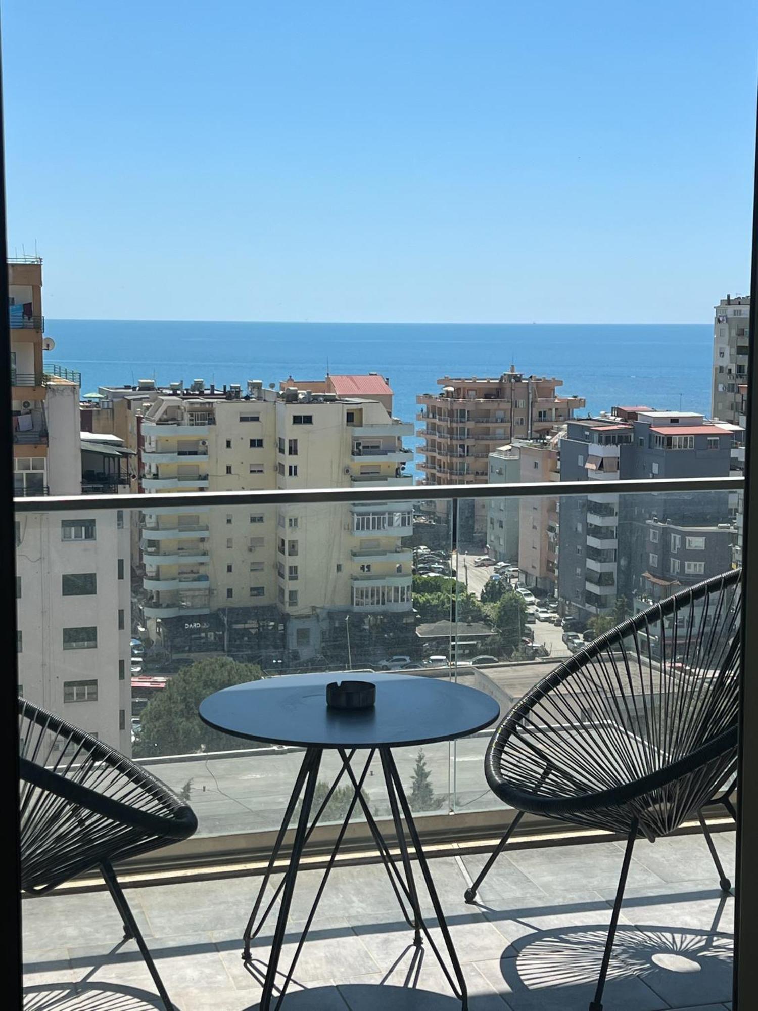 Sea View Apartments Дуррес Екстер'єр фото