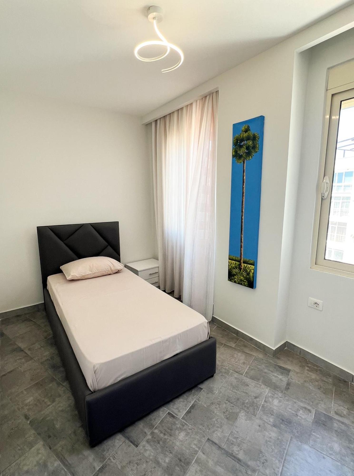 Sea View Apartments Дуррес Екстер'єр фото