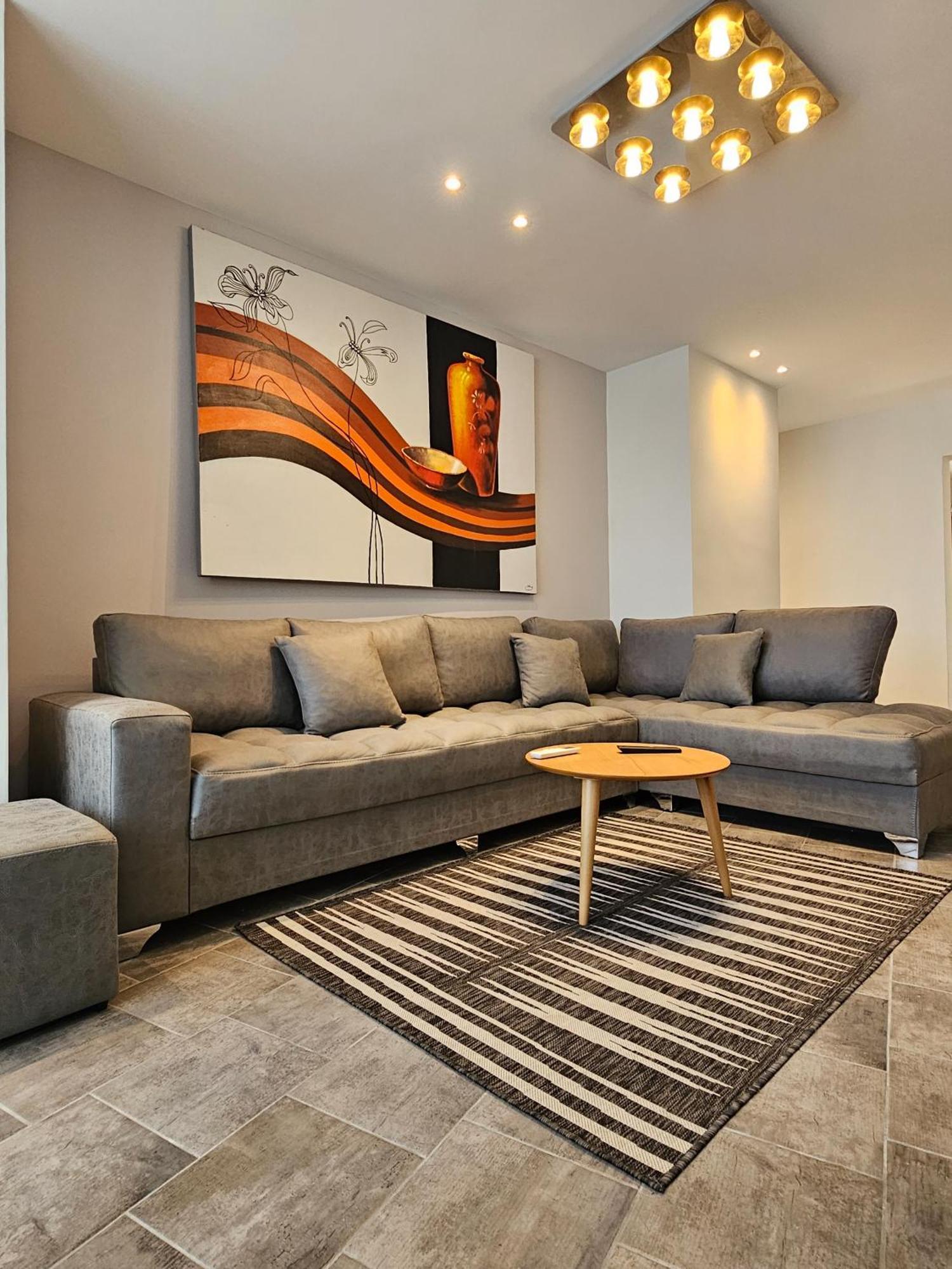 Sea View Apartments Дуррес Екстер'єр фото