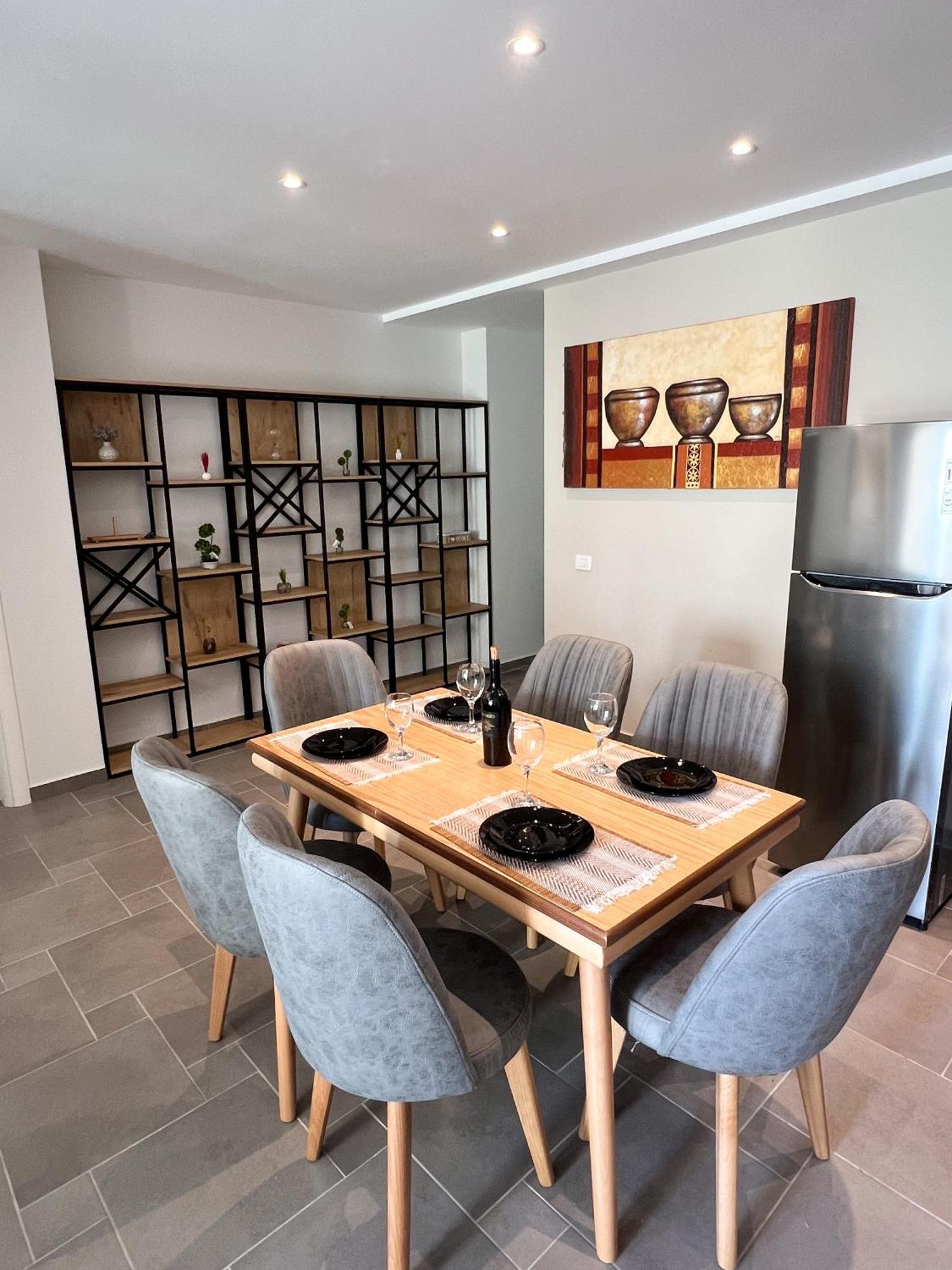Sea View Apartments Дуррес Екстер'єр фото