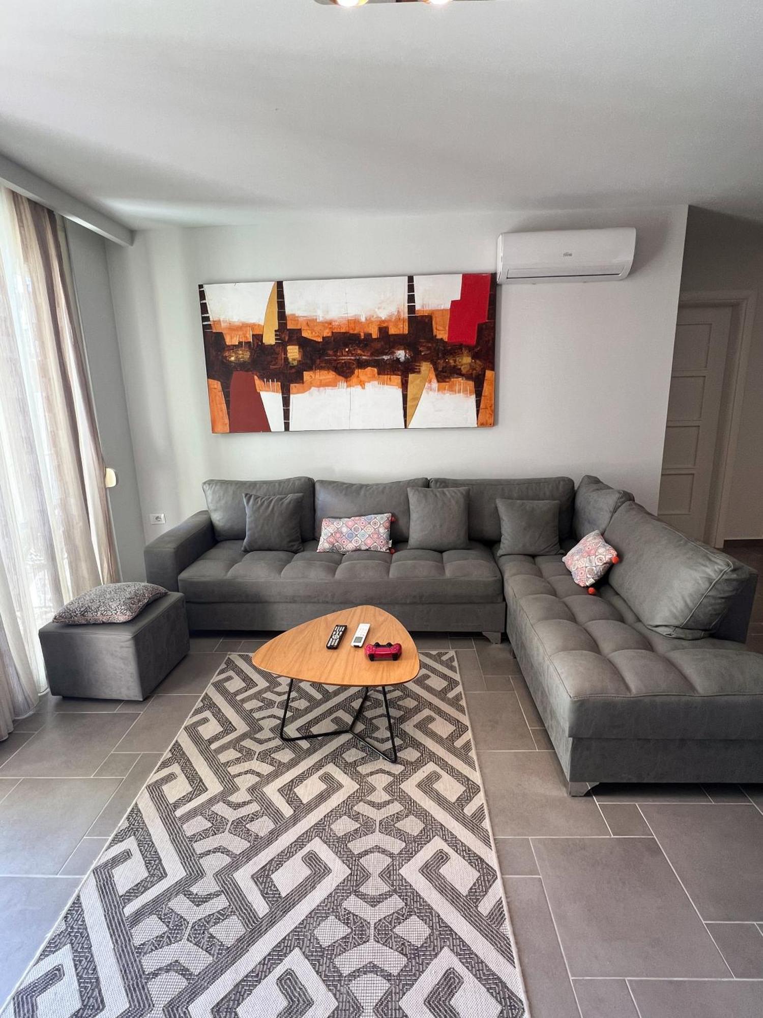 Sea View Apartments Дуррес Екстер'єр фото