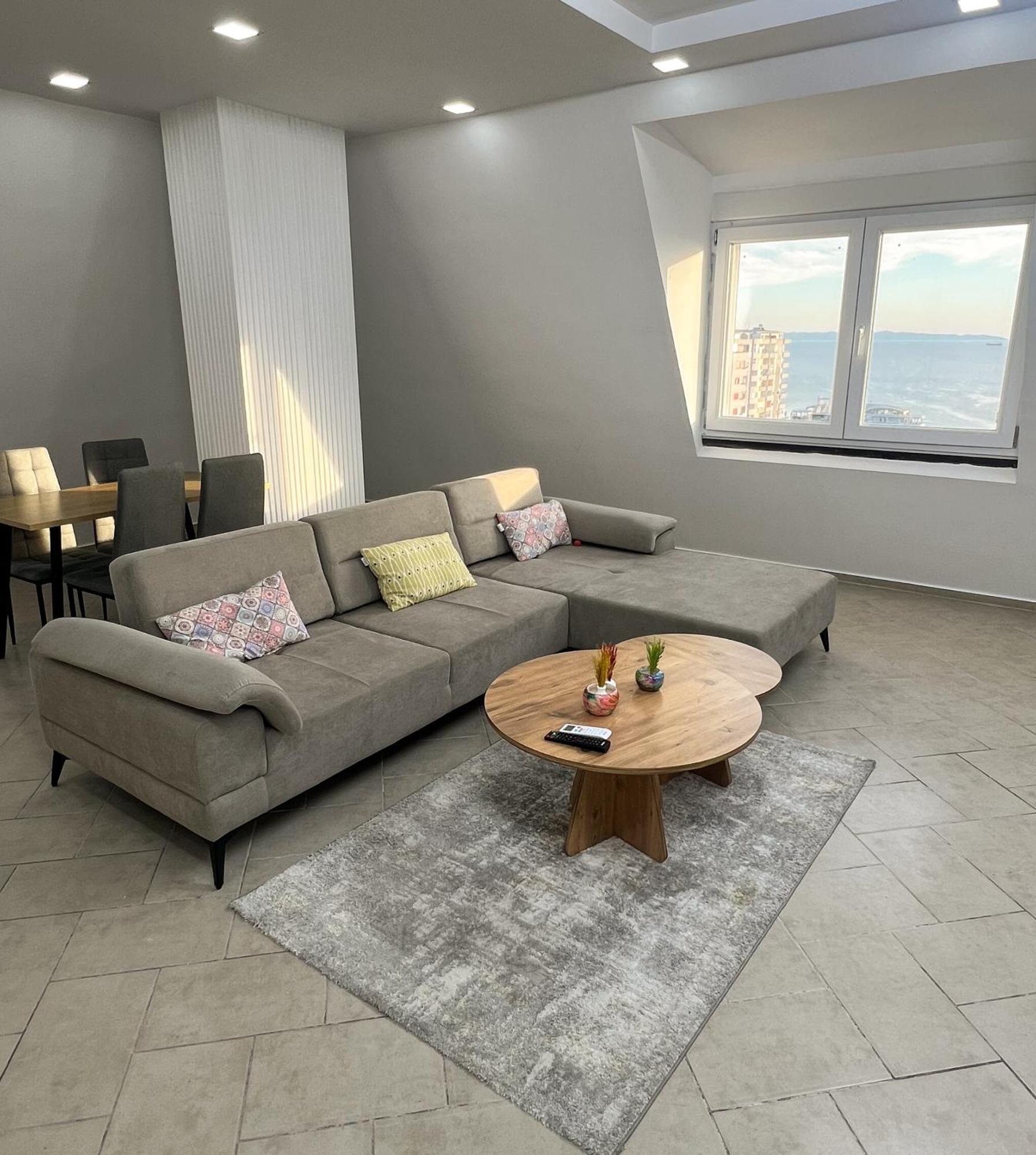 Sea View Apartments Дуррес Екстер'єр фото